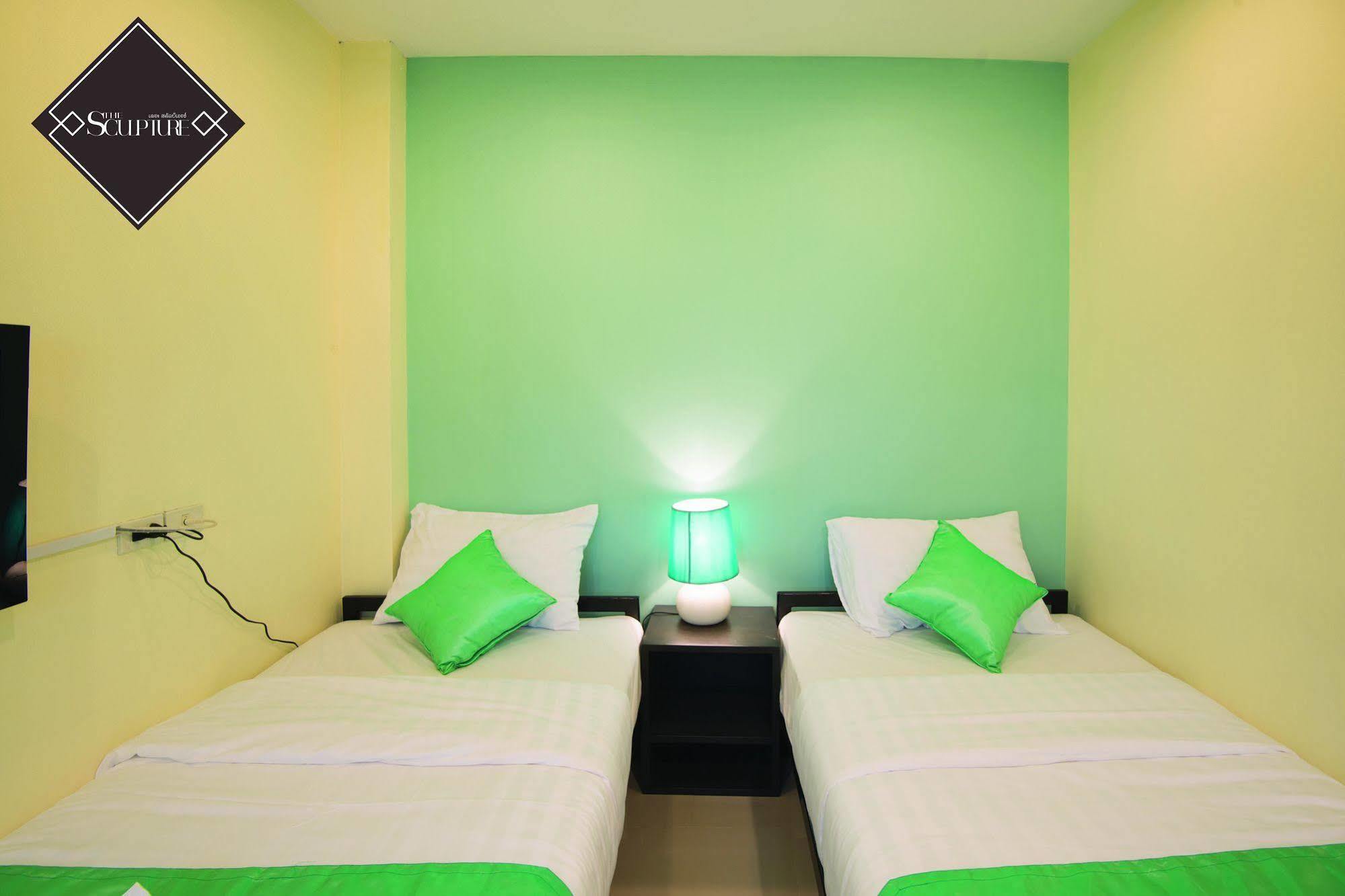 The Sculpture Hotel Chiang Mai Bagian luar foto