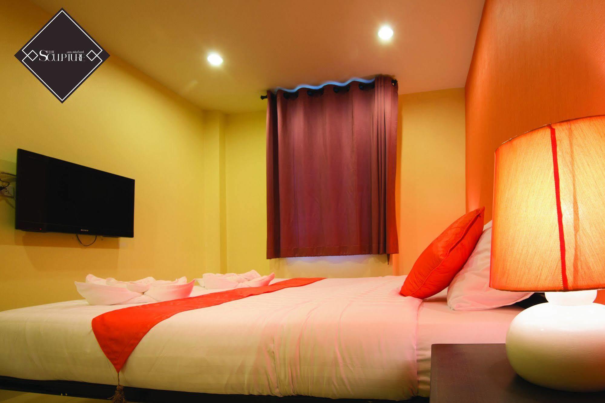 The Sculpture Hotel Chiang Mai Bagian luar foto